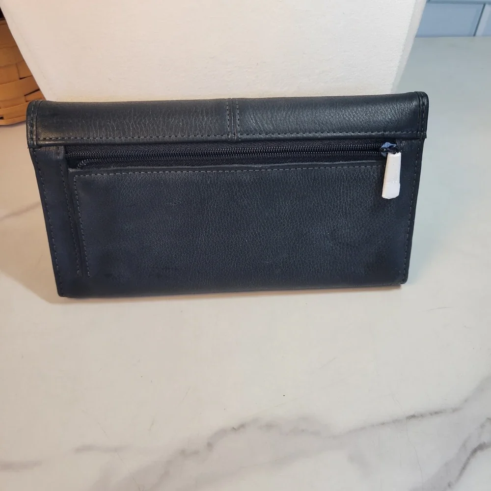 Buxton black leather